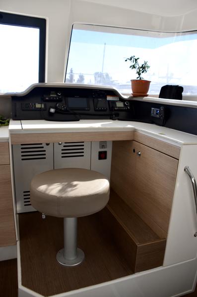 Book yachts online - catamaran - Bali 4.1 - Hole in One - rent