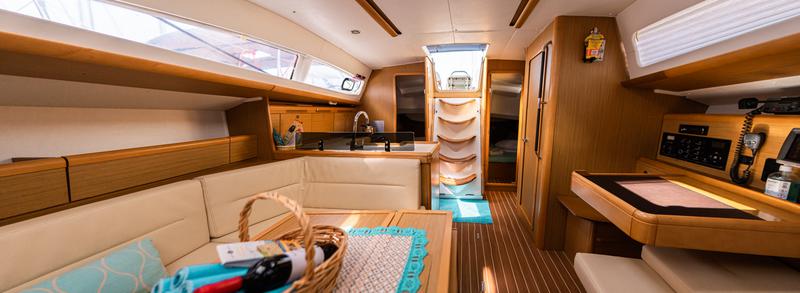 Book yachts online - sailboat - Sun Odyssey 42DS - IRENE - rent