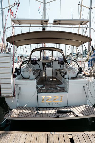 Book yachts online - sailboat - Sun Odyssey 419 - IZZI - rent