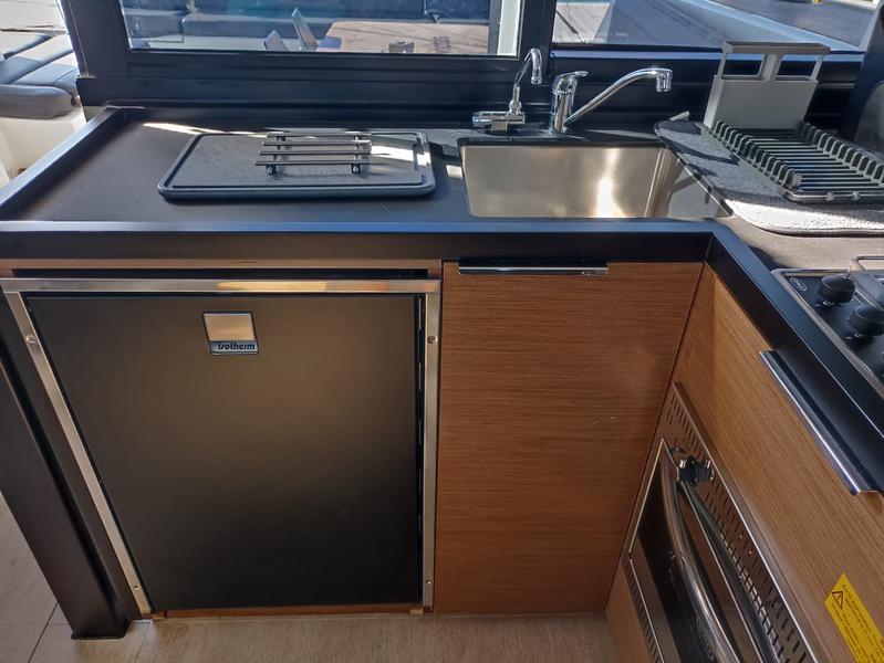 Book yachts online - catamaran - Lagoon 40 - Sol Invictus VIP-equipped - rent