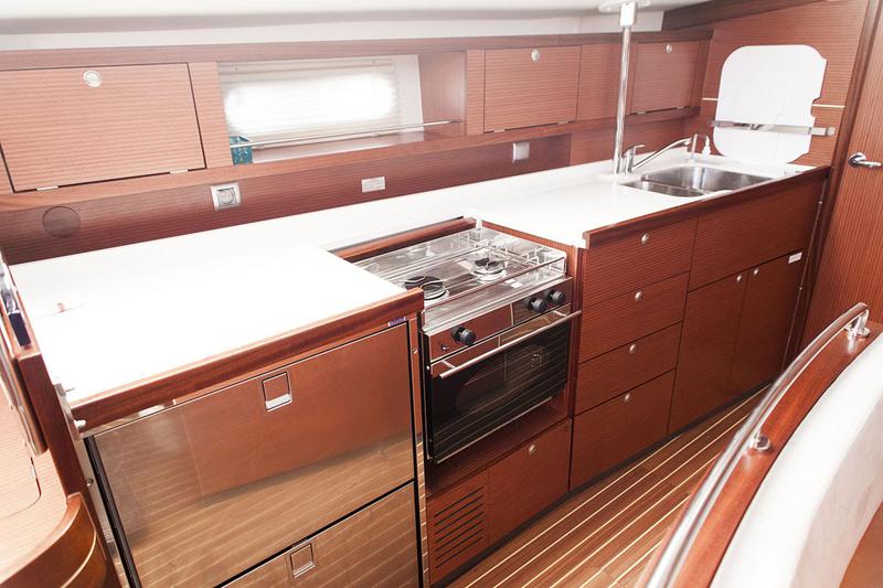 Book yachts online - sailboat - Delphia 47-4 - TEAM ADVENTURE - rent