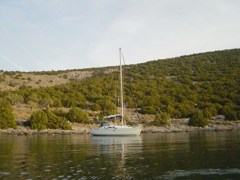 Book yachts online - sailboat - Sun Odyssey 37 - ALKI - rent
