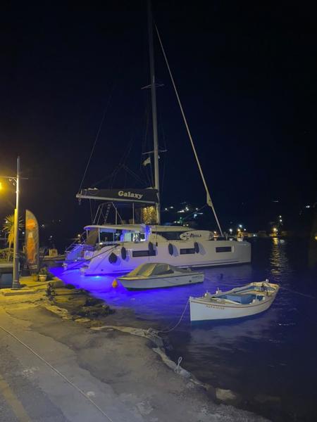 Book yachts online - catamaran - Lagoon 46 - GALAXY (air condition, generator, water maker)    _Skippered Only_ - rent