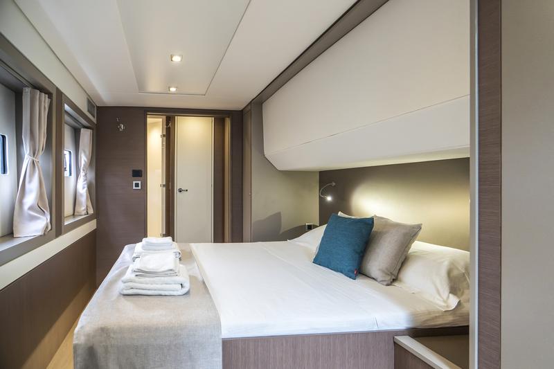 Book yachts online - catamaran - Bali 5.4. - Sikelia - rent