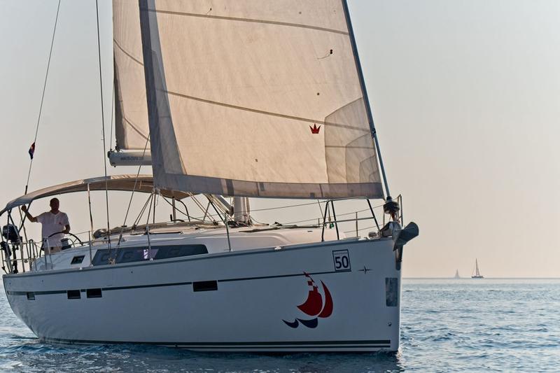 Book yachts online - sailboat - Bavaria 46 CN - MH 38 - rent