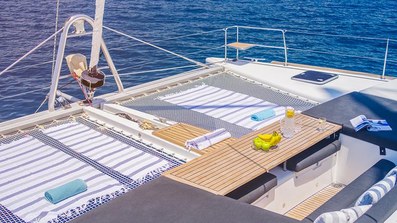 Book yachts online - catamaran - Lagoon 500 - Zee - Refit 2020  - rent