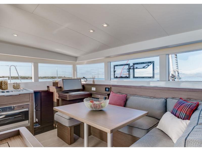 Book yachts online - catamaran - Lagoon 40 - Cotopaxi - rent