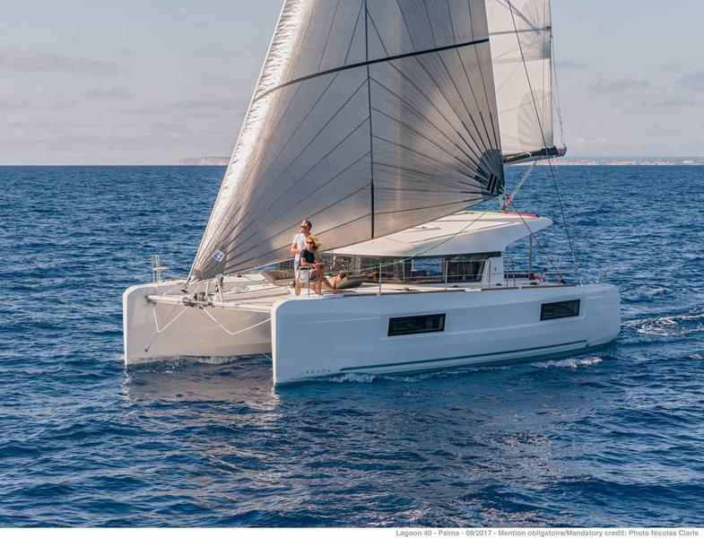 Book yachts online - catamaran - Lagoon 40-4 - D Arros - rent
