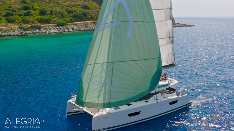 Book yachts online - catamaran - Fountaine Pajot - Saona 47 - Crewed   "Alegria" - rent