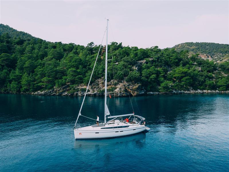 Book yachts online - sailboat - Bavaria Cruiser 46 - ISTANBUL - rent