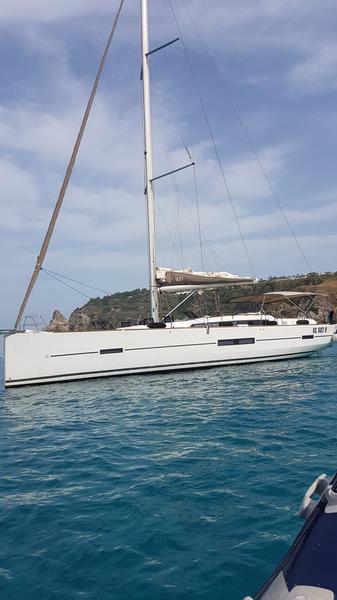 Book yachts online - sailboat - Dufour 500 Grand Large - Josephine - rent