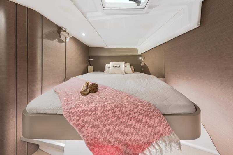 Book yachts online - catamaran - Bali Catspace - PERSEIDS (Generator, Air-condition, 1 SUP free of charge) - rent