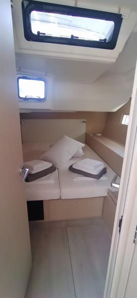 Book yachts online - sailboat - Oceanis 51.1 - ESCAPE (generator, air condition, water maker, 1 SUP free of charge) - rent