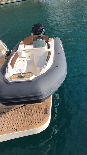 Book yachts online - motorboat - Falcon 86 - Boram - rent