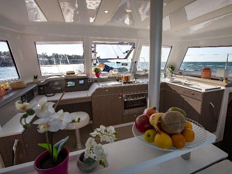 Book yachts online - catamaran - Bali Catspace - Astra - rent