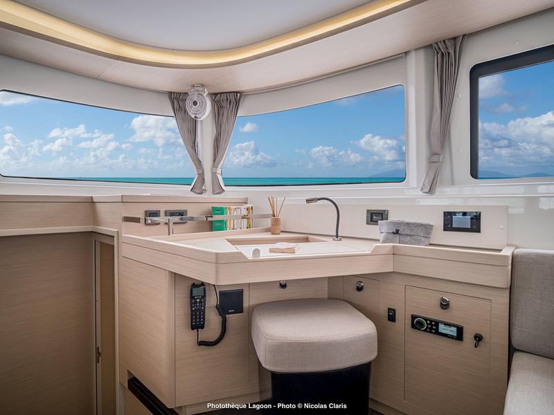 Book yachts online - catamaran - Lagoon 46 - Joansea (crewed) - rent