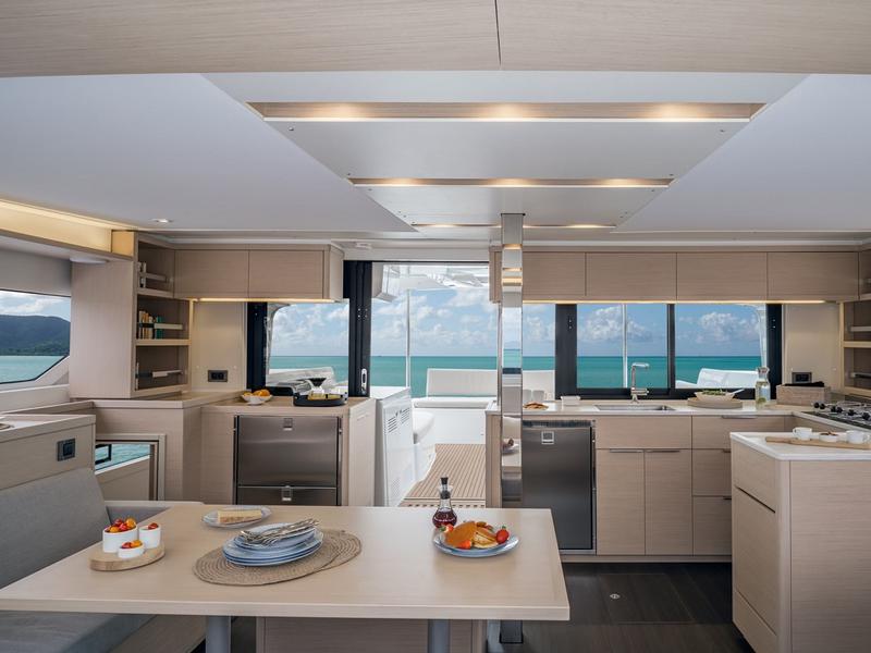 Book yachts online - catamaran - Lagoon 46 - Pepe (crewed) - rent