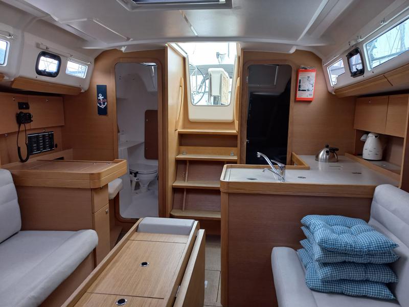 Book yachts online - sailboat - Dufour 350 - White Pearl - rent