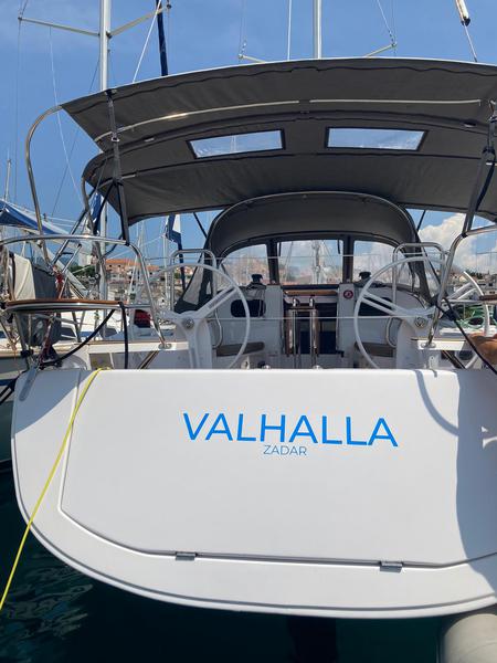 Book yachts online - sailboat - Elan 40 Impression - VALHALLA - rent