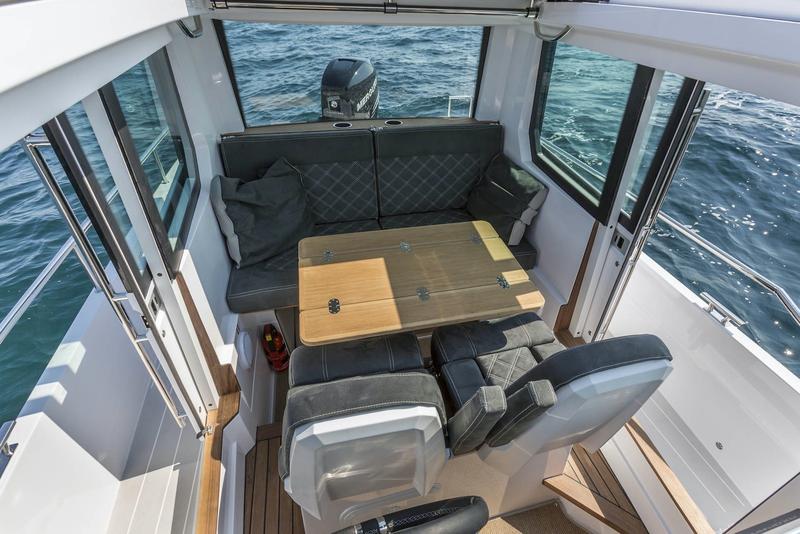 Book yachts online - motorboat - Axopar 28 - no name - rent