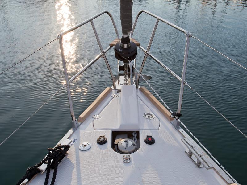 Book yachts online - sailboat - Elan 45 Impression - KYRA - rent