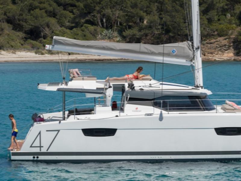 Book yachts online - catamaran - Saona 47 - Nocrala - rent