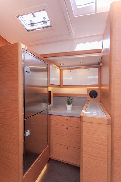 Book yachts online - sailboat - Dufour 530 - ANNA III - rent