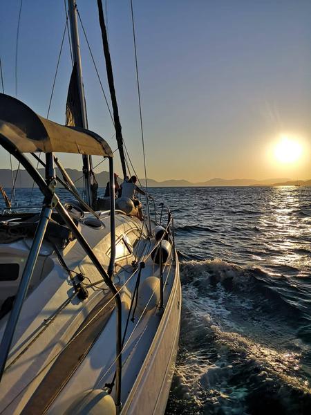 Book yachts online - sailboat - Elan 384 Impression - NAIADA  - rent