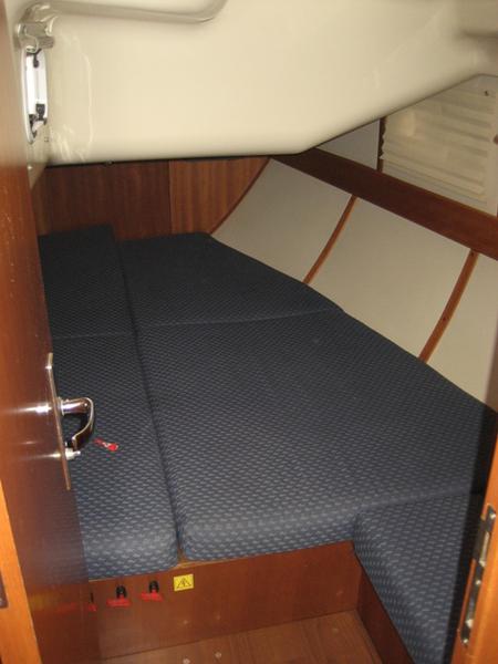 Book yachts online - sailboat - Elan 384 Impression - NAIADA  - rent