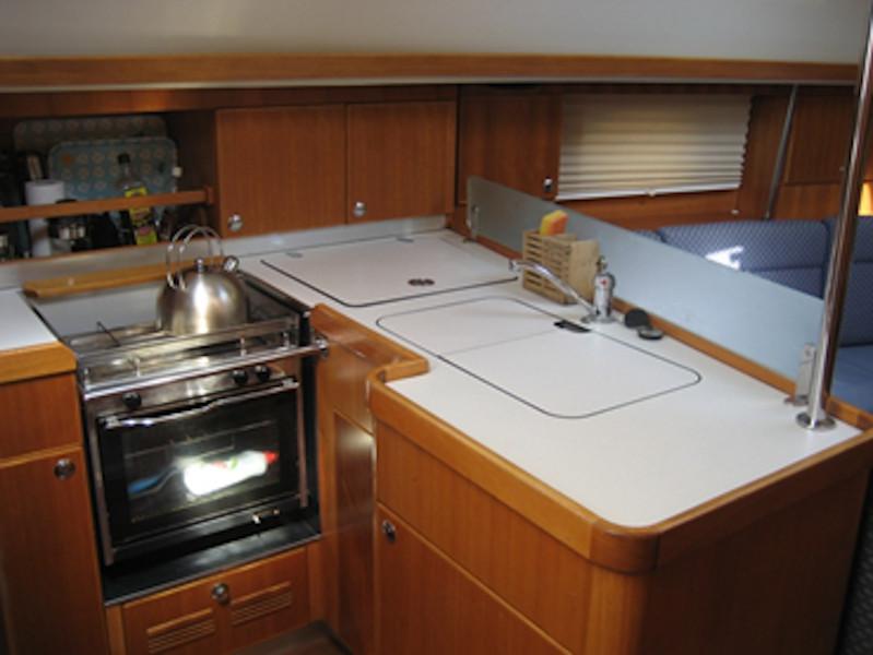 Book yachts online - sailboat - Elan 384 Impression - NAIADA  - rent