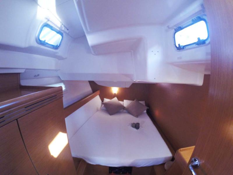 Book yachts online - sailboat - Sun Odyssey 42DS - Sweet Alis - rent