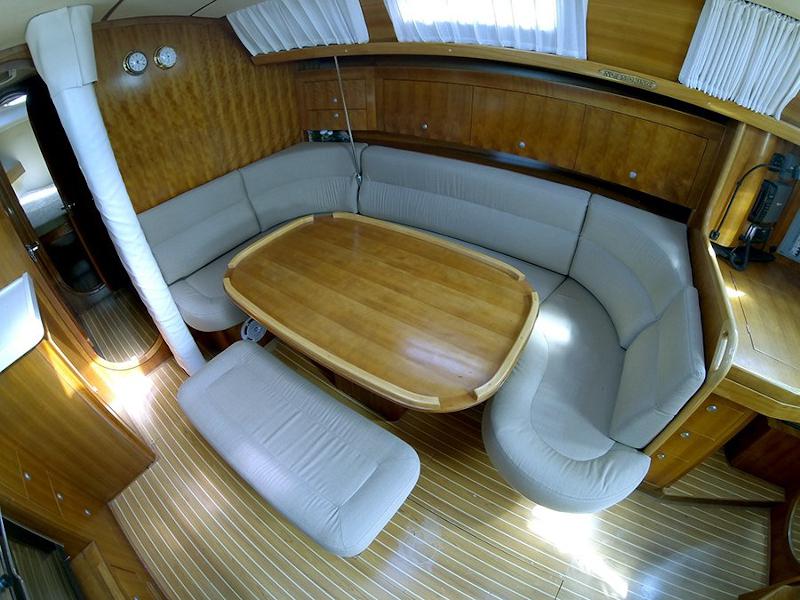 Book yachts online - sailboat - Salona 45 - Nati - rent