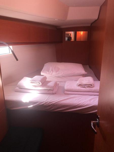 Book yachts online - sailboat - Bavaria Cruiser 46 - Batukaan - rent