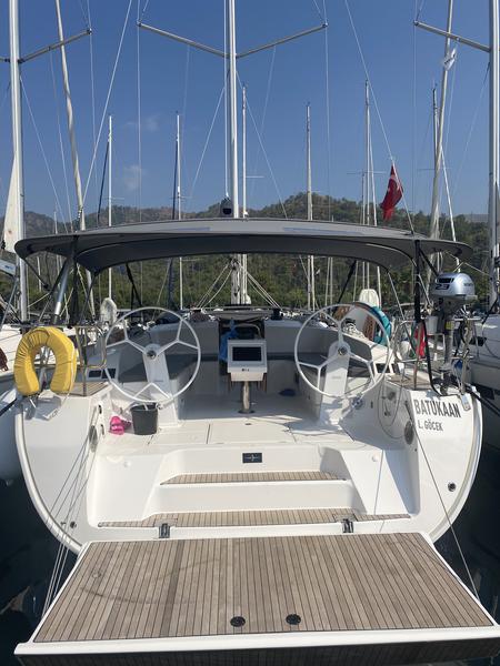 Book yachts online - sailboat - Bavaria Cruiser 46 - Batukaan - rent