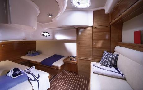 Book yachts online - motorboat - Bavaria Sport 37 Open - Ribelle - rent