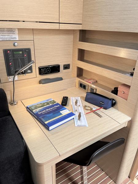 Book yachts online - sailboat - Hanse 508 - Infinity of Respect - rent