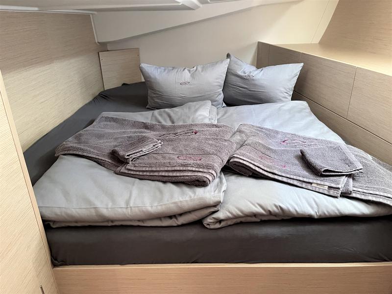 Book yachts online - sailboat - Hanse 508 - Infinity of Time - rent