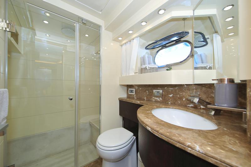 Book yachts online - motorboat - Maiora 20S - Hope I - rent