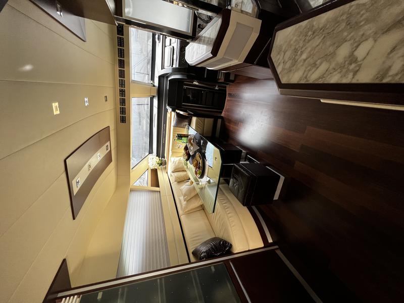 Book yachts online - motorboat - Dominator 680 S - QUO VADIS - rent