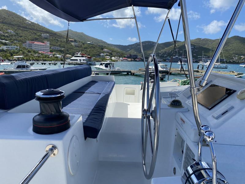 Book yachts online - catamaran - Lagoon 450F/4 cab - Pyrosea - rent