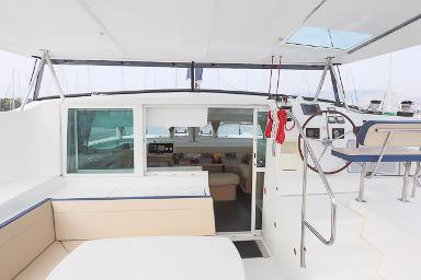 Book yachts online - catamaran - Lagoon 420 - SAMBA - rent
