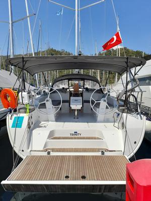 Book yachts online - sailboat - Bavaria 46 Cruiser - Trinity - rent