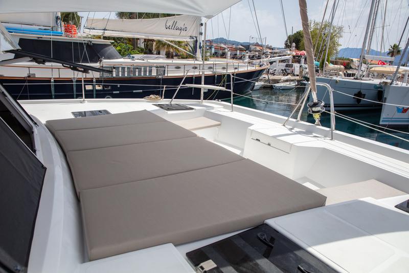 Book yachts online - catamaran - Bali Catspace - Time Out - rent