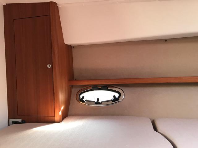 Book yachts online - motorboat - Mirakul 30 HT - LAURA - rent