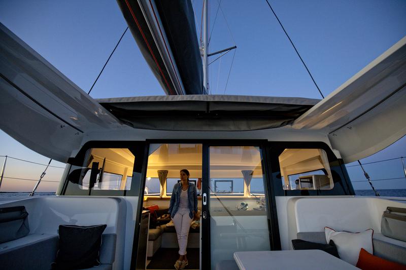 Book yachts online - catamaran - Excess 11 - YEMAYA IBIZA CREWED - rent