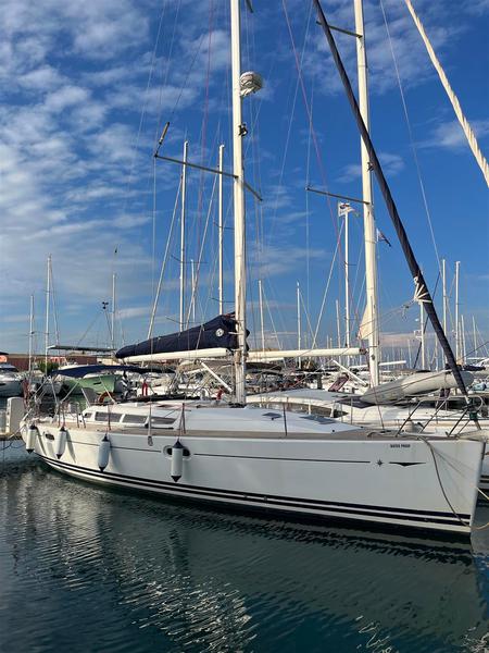 Book yachts online - sailboat - Sun Odyssey 42 i Performance - Waterproof - rent
