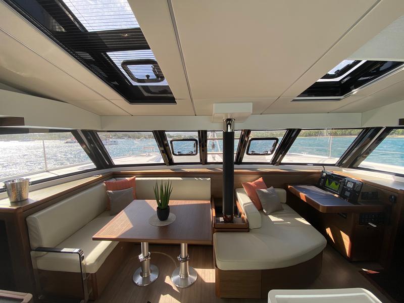 Book yachts online - catamaran - Nautitech 46 Fly - Sea Spirit III - rent
