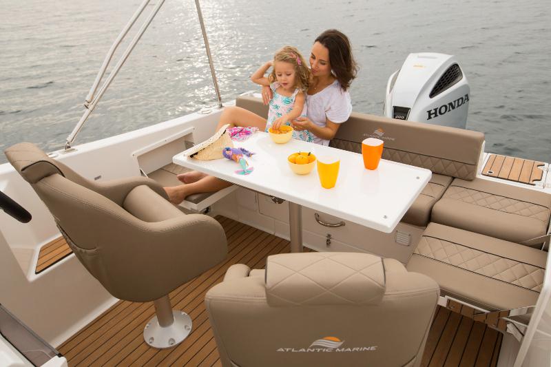 Book yachts online - motorboat - Atlantic Marine Sun Cruiser 690 - Milen - rent
