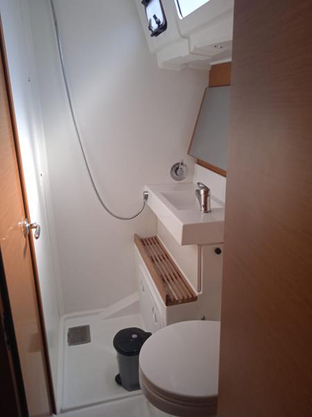 Book yachts online - sailboat - Sun Odyssey 490 - Anna smile - rent