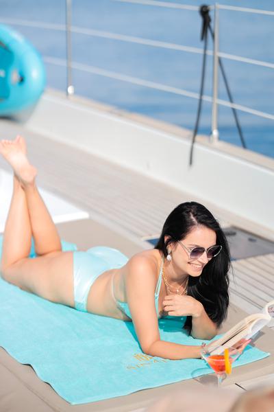 Book yachts online - catamaran - Sunreef 60 - SINATA - rent